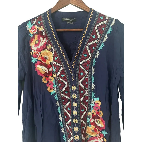 Andree by Unit Boho Embroidered Blouse Size Small - Picture 2 of 3